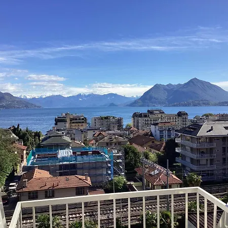 Attico Vista E Montagna * Стреза